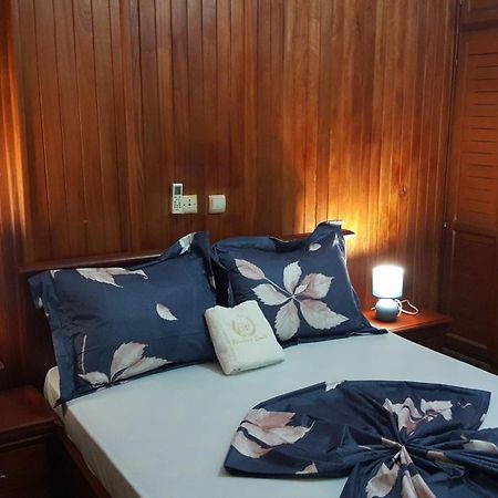Residences Hotelieres Micheline Et Emile Bastos Yaounde Bilik gambar